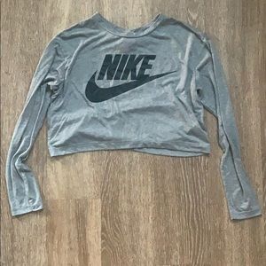 Nike long sleeve crop top size medium